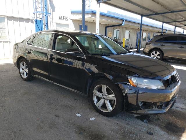 1VWBP7A33DC014191 - 2013 VOLKSWAGEN PASSAT SE BLACK photo 4