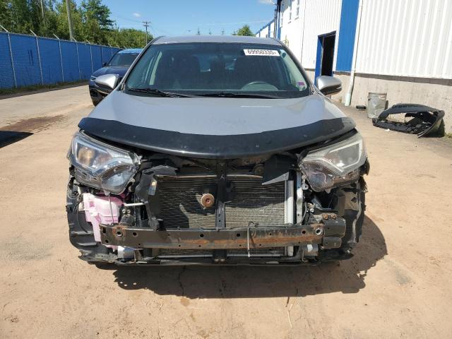 2T3BFREVXGW476388 - 2016 TOYOTA RAV4 LE Gümüş foto 5