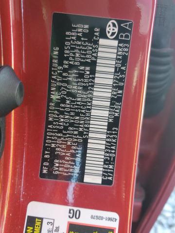 5YFBURHEXKP932121 - 2019 TOYOTA COROLLA L RED photo 12