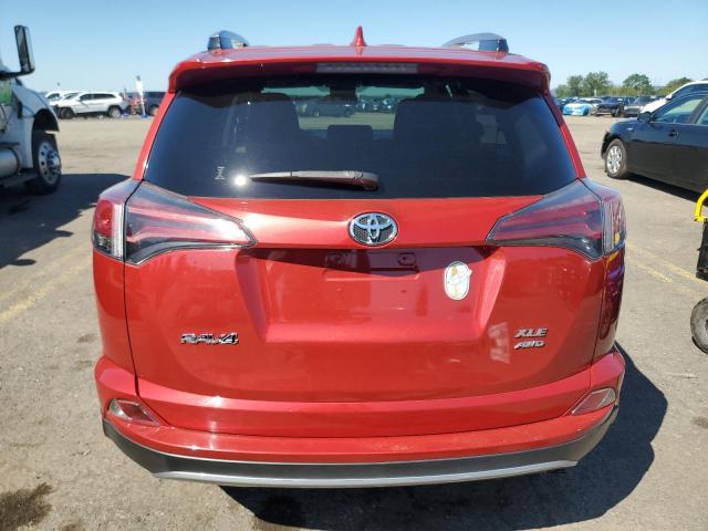 JTMRFREV7HJ164057 - 2017 TOYOTA RAV4 XLE 红色 照片 6