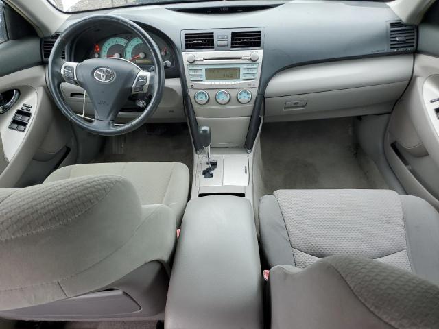 4T1BE46K09U268767 - 2009 TOYOTA CAMRY BASE SILVER photo 8