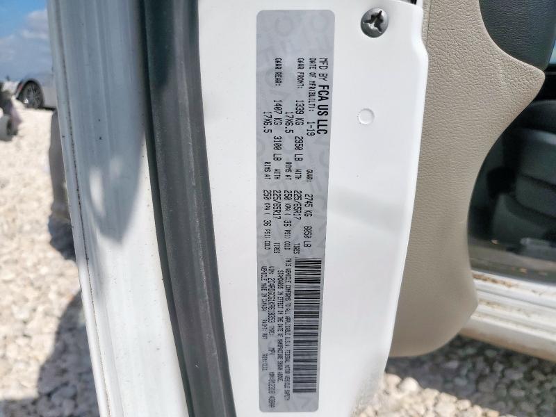 2C4RDGCG1KR618353 - 2019 DODGE GRAND CARAVAN SXT WHITE photo 13