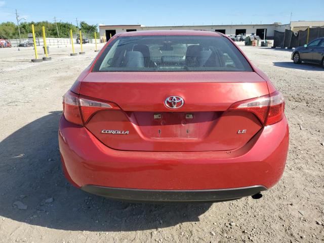 5YFBURHE8KP899748 - 2019 TOYOTA COROLLA L RED photo 6