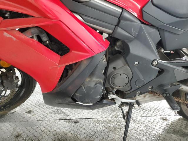 JKAEXEE1XCDA04017 - 2012 KAWASAKI EX650 EC RED photo 6