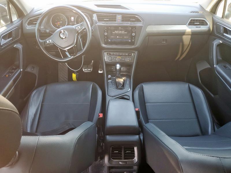 3VV3B7AXXJM046981 - 2018 VOLKSWAGEN TIGUAN SE CHARCOAL photo 8