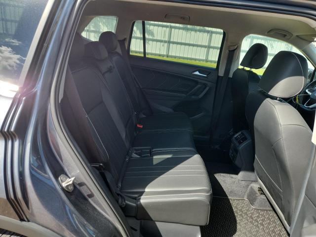 3VV2B7AX7NM098702 - 2022 VOLKSWAGEN TIGUAN SE GRAY photo 11