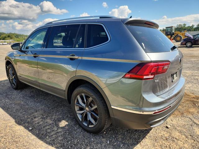 3VV2B7AX7NM098702 - 2022 VOLKSWAGEN TIGUAN SE GRAY photo 2