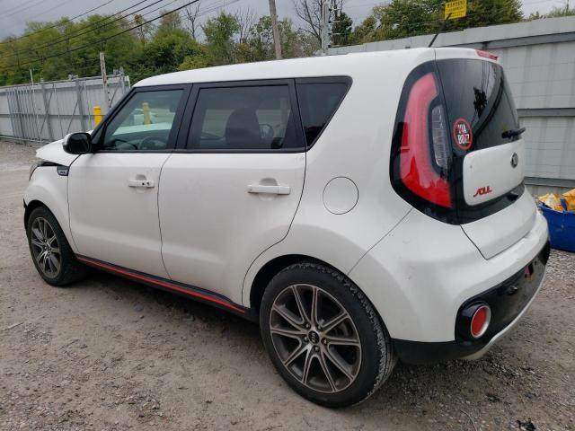 KNDJX3AA9J7548791 - 2018 KIA SOUL ! WHITE photo 2