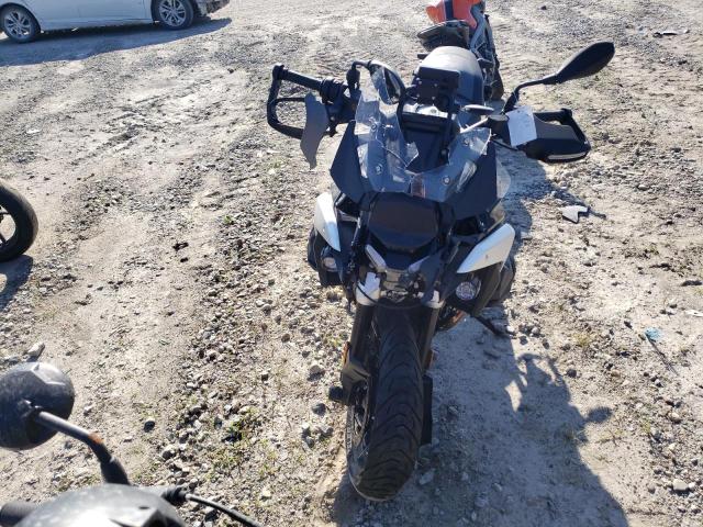 WB10M2307R6J14631 - 2024 BMW R 1300 GS BLACK photo 2