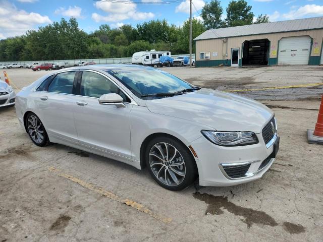 3LN6L5FC0LR607774 - 2020 LINCOLN MKZ RESERVE ნაცრისფერი ფოტო 4