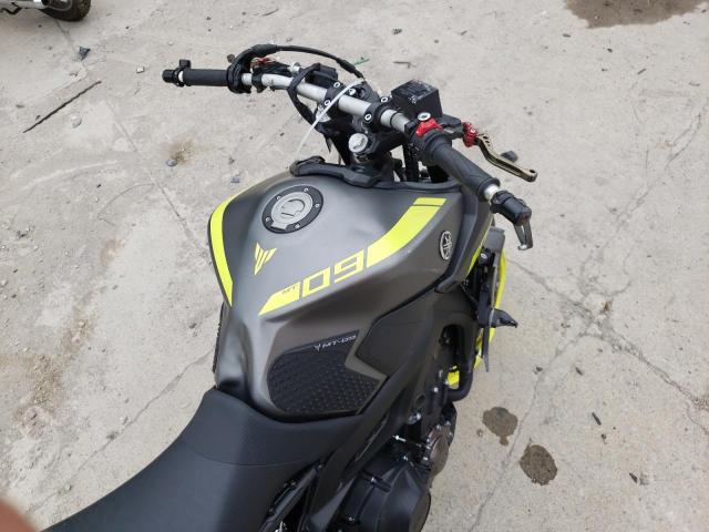 JYARN53E4JA003844 - 2018 YAMAHA MT09 GRAY photo 5