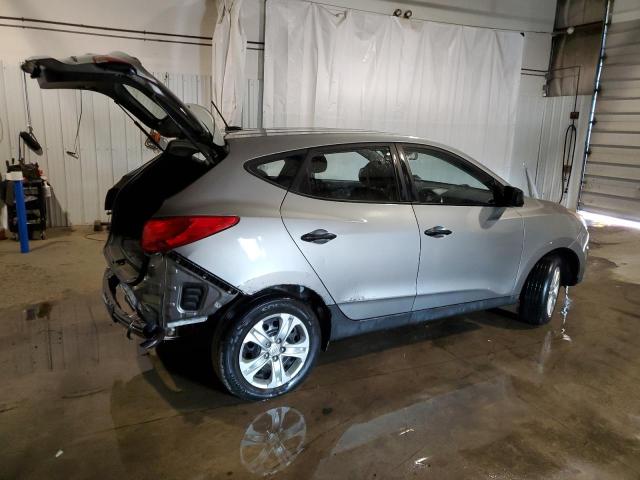 KM8JT3AB0BU220632 - 2011 HYUNDAI TUCSON GL SILVER photo 3