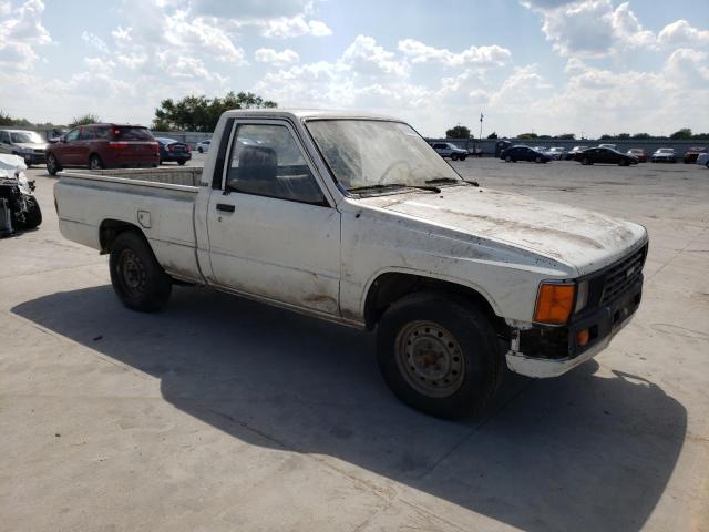 JT4RN50R7F0043750 - 1985 TOYOTA PICKUP 1/2 TON RN50 WHITE photo 4