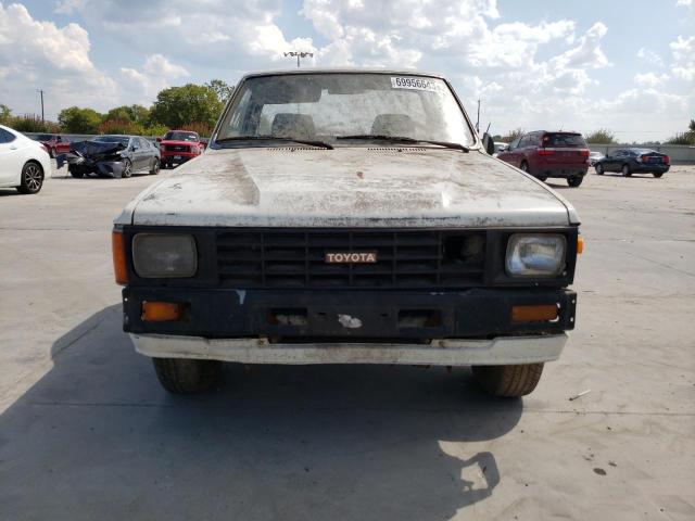 JT4RN50R7F0043750 - 1985 TOYOTA PICKUP 1/2 TON RN50 WHITE photo 5