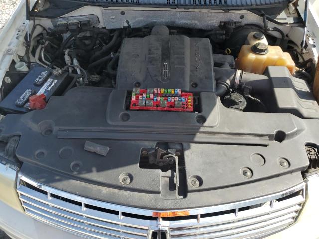 5LMFU27548LJ10130 - 2008 LINCOLN NAVIGATOR 白色 照片 11