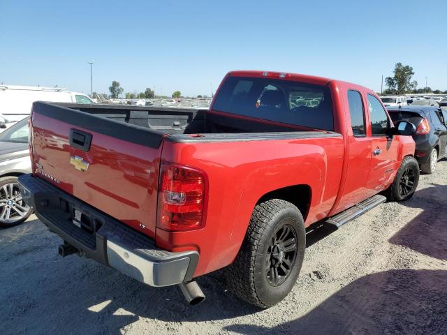 1GCRKSE34BZ403641 - 2011 CHEVROLET SILVERADO K1500 LT RED photo 3