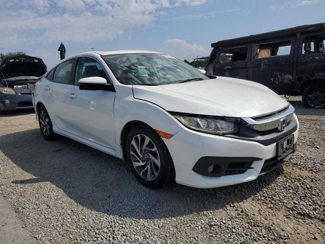 2HGFC2F77JH514248 - 2018 HONDA CIVIC EX 白色 照片 4