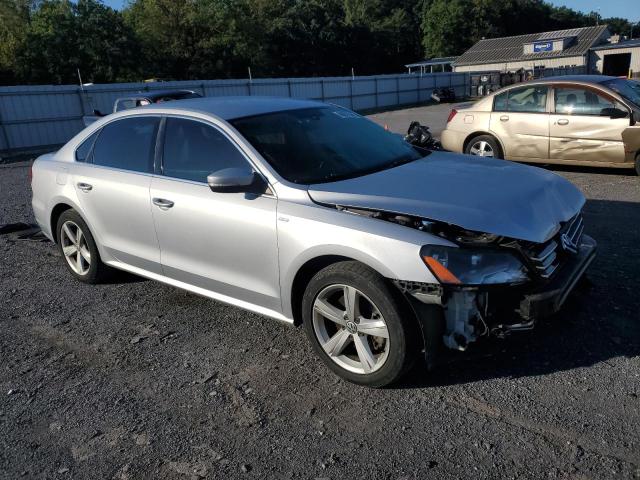 1VWAT7A30EC047206 - 2014 VOLKSWAGEN PASSAT S Argent photo 4