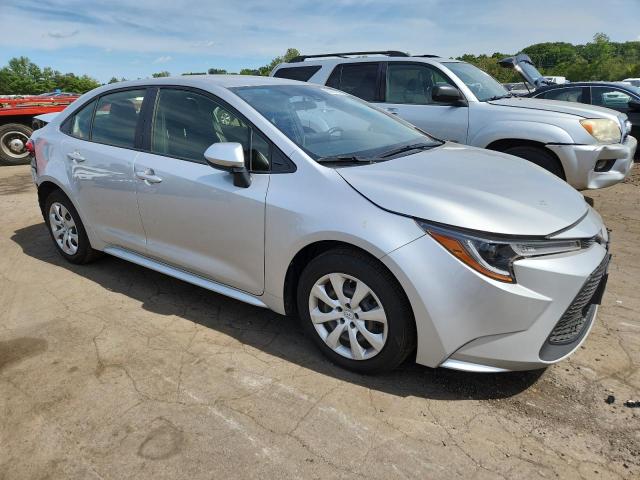 JTDEPMAE0MJ157532 - 2021 TOYOTA COROLLA LE SILVER photo 4