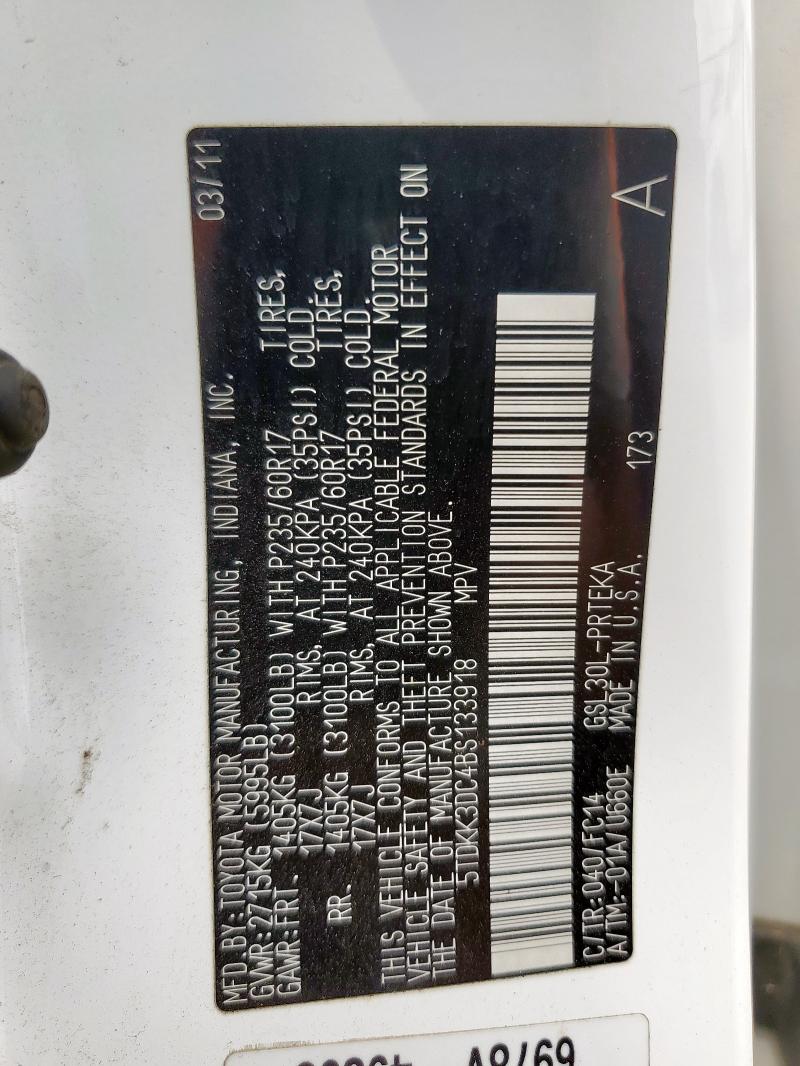 5TDKK3DC4BS133918 - 2011 TOYOTA SIENNA LE WHITE photo 14