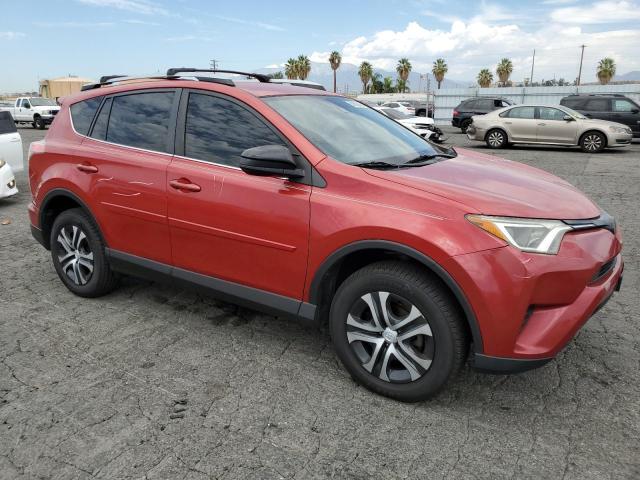 JTMZFREV0HJ136553 - 2017 TOYOTA RAV4 LE RED photo 4