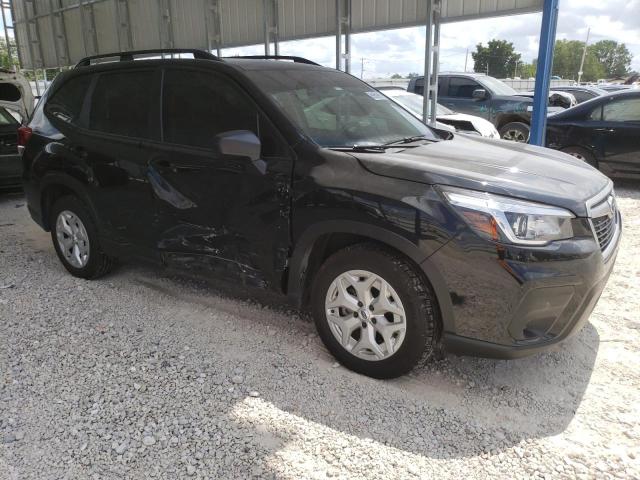 JF2SKACC1KH455962 - 2019 SUBARU FORESTER BLACK photo 4