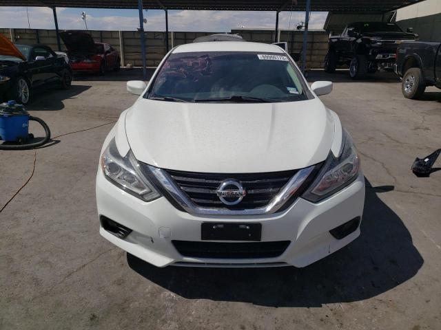 1N4AL3AP2JC247468 - 2018 NISSAN ALTIMA 2.5 WHITE photo 5