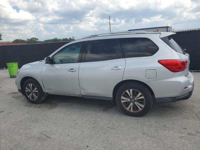 5N1DR2MN8JC610653 - 2018 NISSAN PATHFINDER S 银色 照片 2