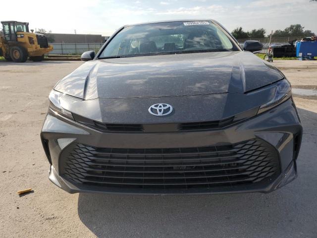 4T1DAACK8SU183754 - 2025 TOYOTA CAMRY XSE 灰色 照片 5