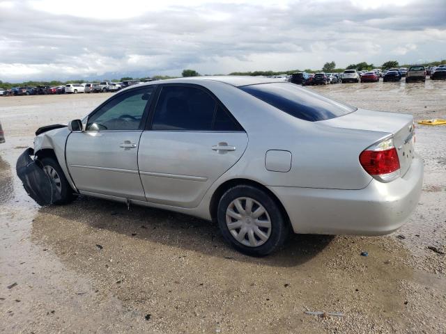 4T1BE32K45U974781 - 2005 TOYOTA CAMRY LE SILVER photo 2