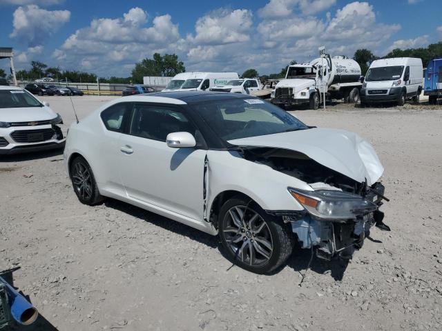 JTKJF5C76GJ018394 - 2016 TOYOTA SCION TC WHITE photo 4