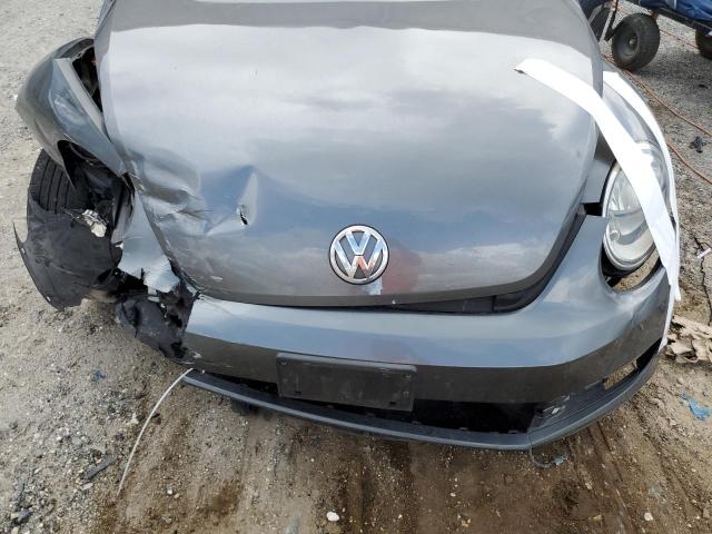 3VWJL7AT8DM692134 - 2013 VOLKSWAGEN BEETLE CHARCOAL photo 11