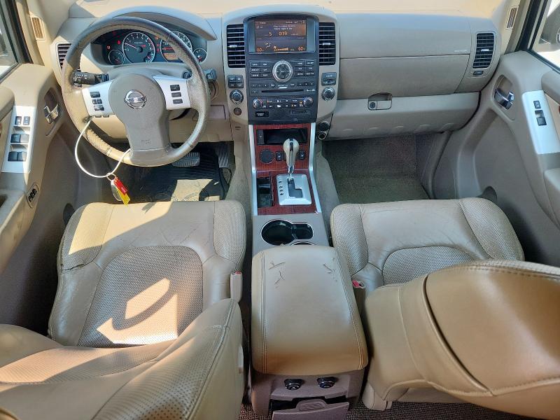 5N1BR18A98C630980 - 2008 NISSAN PATHFINDER LE Marrón foto 8