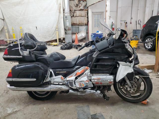2002 HONDA GL1800, 