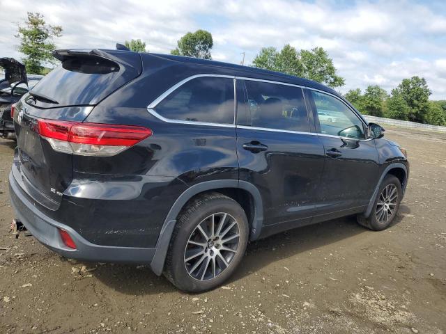 5TDJZRFH4JS840146 - 2018 TOYOTA HIGHLANDER SE BLACK photo 3
