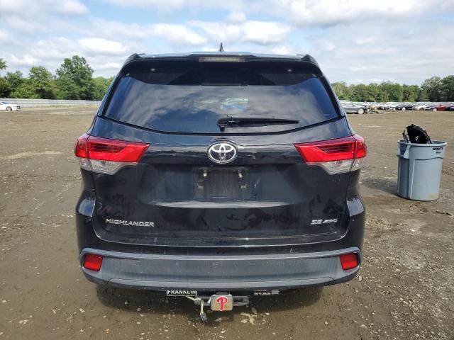 5TDJZRFH4JS840146 - 2018 TOYOTA HIGHLANDER SE BLACK photo 6