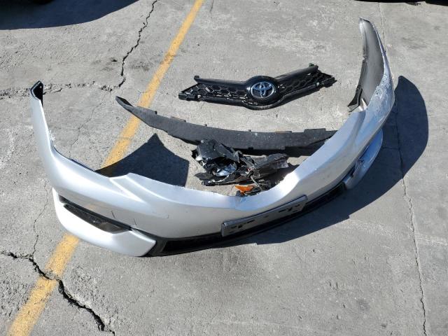 JTNKARJE9JJ558599 - 2018 TOYOTA COROLLA IM ვერცხლისფერი ფოტო 12