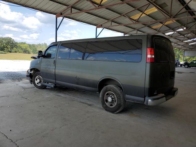 1GAZGPFGXJ1288226 - 2018 CHEVROLET EXPRESS G3 LT TWO TONE photo 2