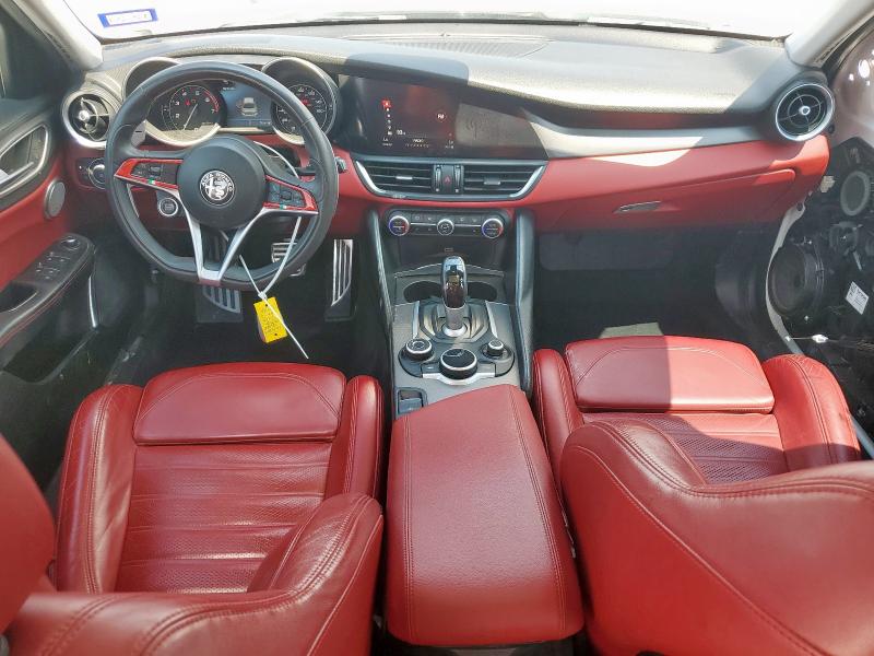 ZARFAMBN4K7608921 - 2019 ALFA ROMEO GIULIA TI WHITE photo 8