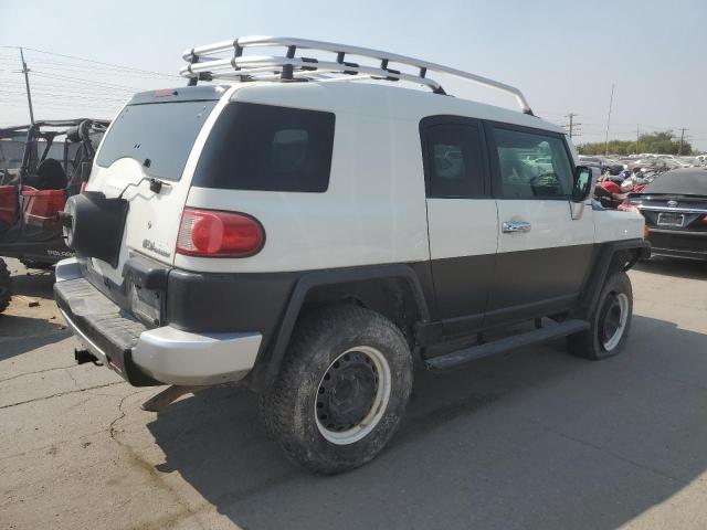 JTEBU4BF7AK078024 - 2010 TOYOTA FJ CRUISER TWO TONE photo 3