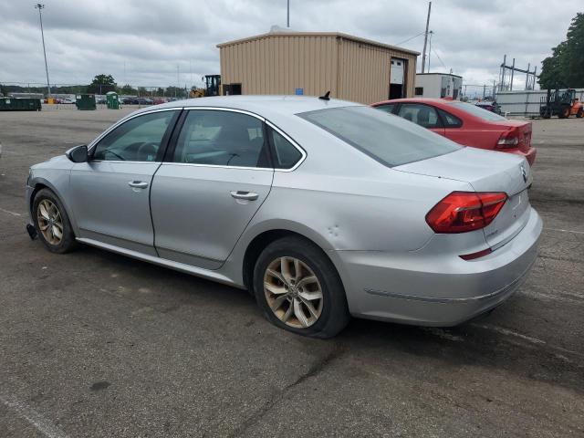 1VWAT7A35GC044790 - 2016 VOLK PASSAT S Күміс фото 2