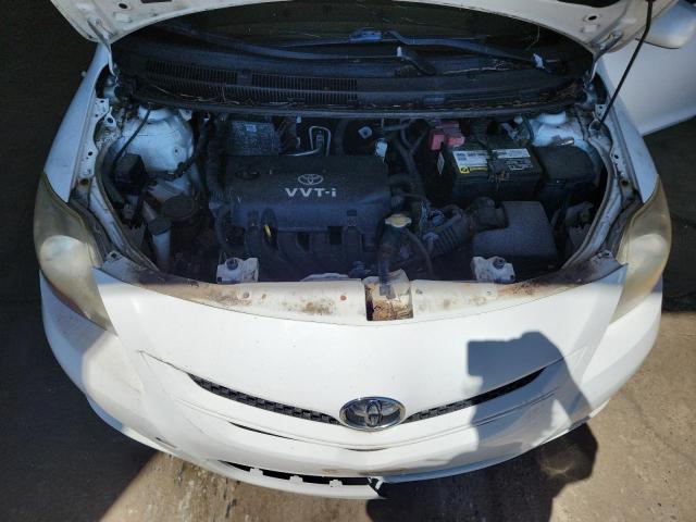JTDBT923971041498 - 2007 TOYOTA YARIS WHITE photo 11