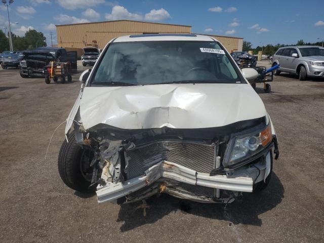 5FNRL5H61GB007829 - 2016 HONDA ODYSSEY EXL WHITE photo 5