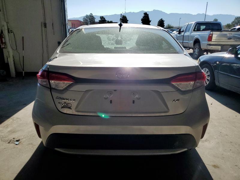 5YFEPMAE4MP194630 - 2021 TOYOTA COROLLA LE SILVER photo 6