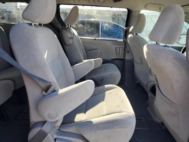 5TDKK3DC3GS751271 - 2016 TOYOTA SIENNA LE 勃艮第红 照片 11