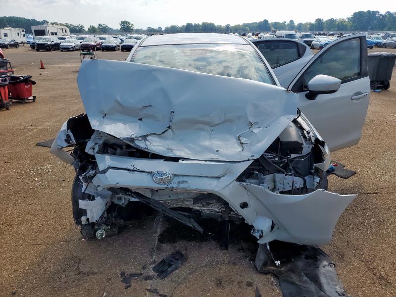 3MYDLBYV7KY503233 - 2019 TOYOTA YARIS L ნაცრისფერი ფოტო 11