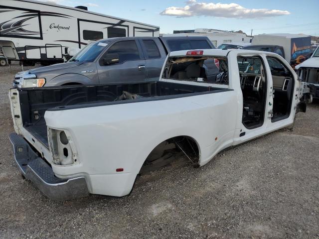 3D73Y4CLXBG634777 - 2011 DODGE RAM 3500 WHITE photo 3