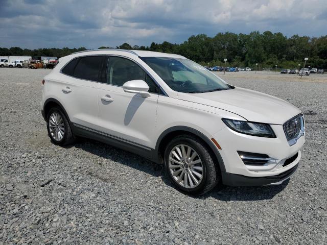 5LMCJ1C90KUL15220 - 2019 LINCOLN MKC 白色 照片 4