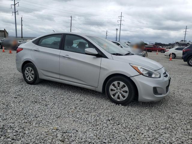 KMHCT4AE8HU283124 - 2017 HYUN ACCENT SE SILVER photo 4