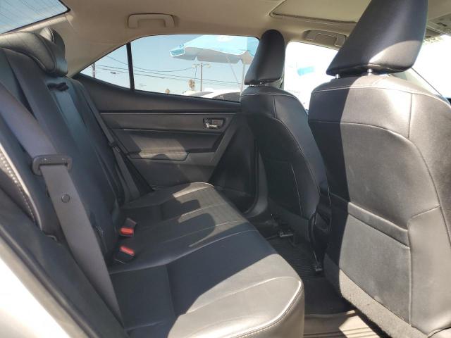 5YFBURHE8JP759973 - 2018 TOYOTA COROLLA L SILVER photo 10